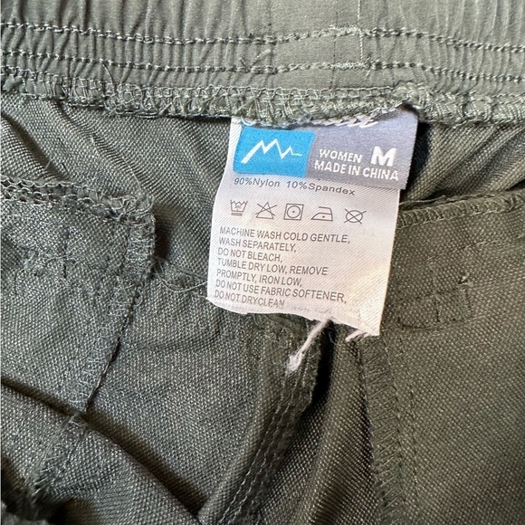 Willit Green Active Casual Shorts Women's Size Medium - Picture 6 of 6